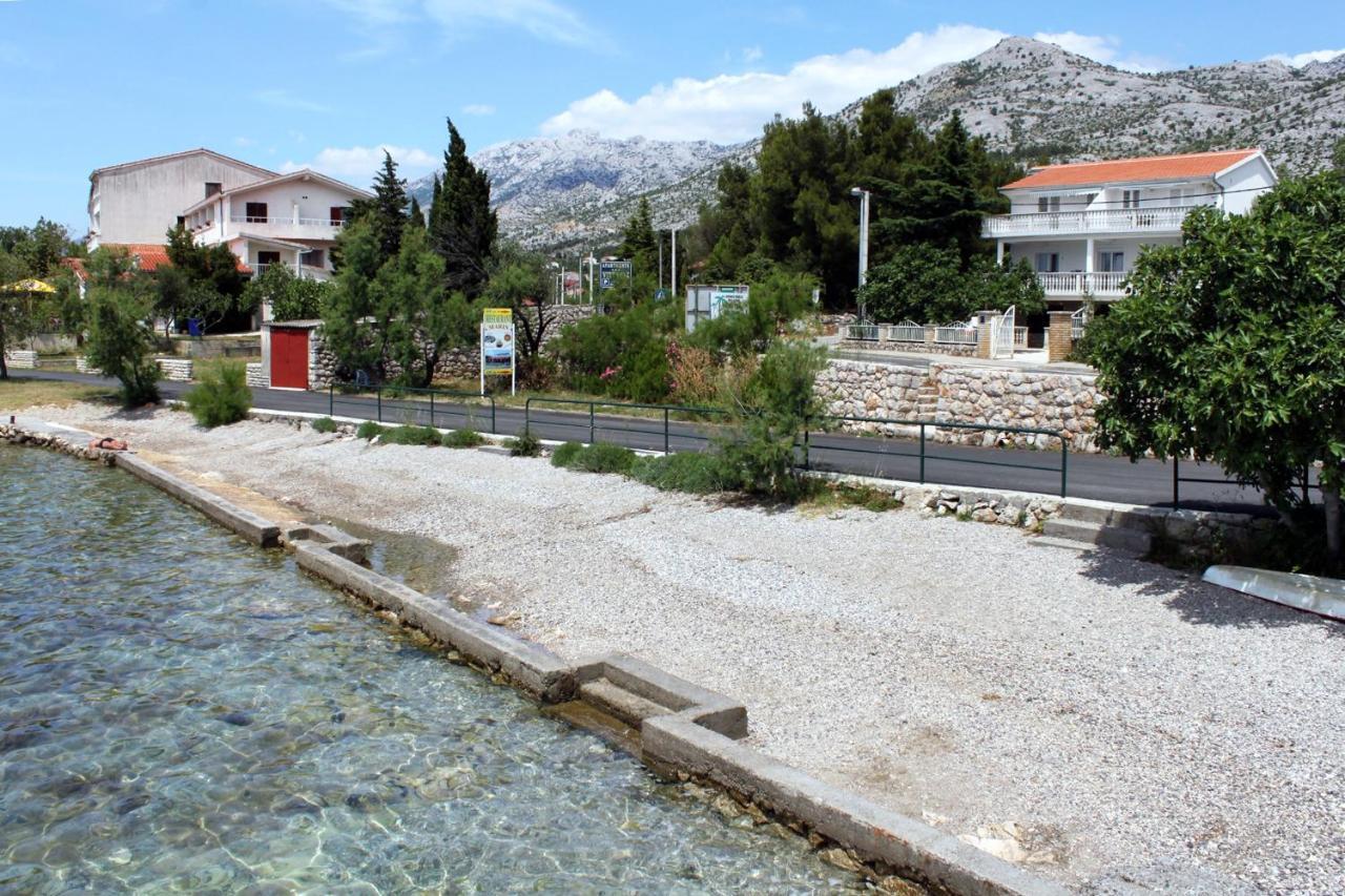 Apartments With A Parking Space Starigrad, Paklenica - 6618 Екстериор снимка