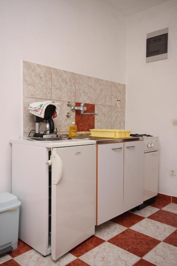 Apartments With A Parking Space Starigrad, Paklenica - 6618 Екстериор снимка