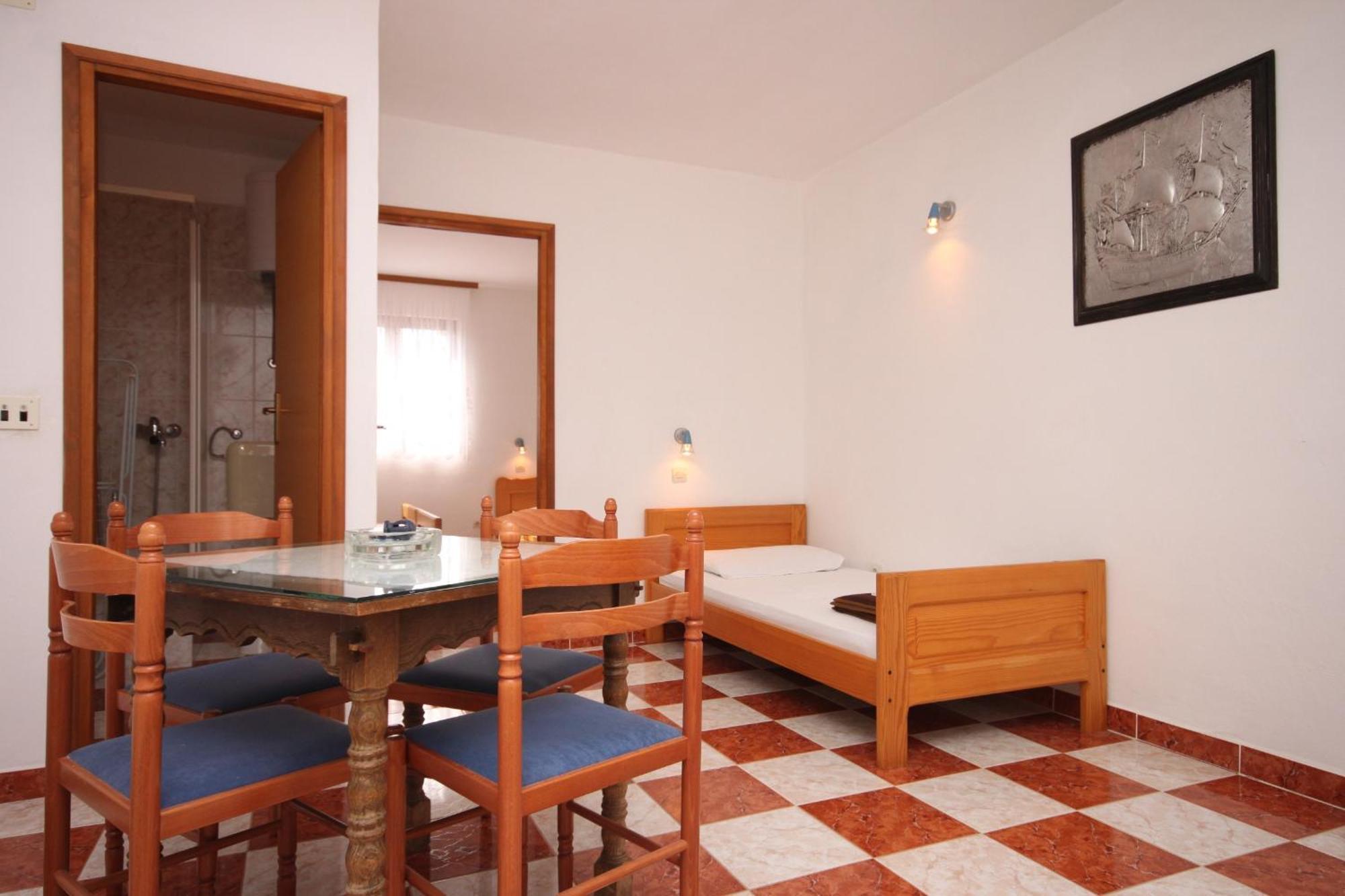 Apartments With A Parking Space Starigrad, Paklenica - 6618 Стая снимка